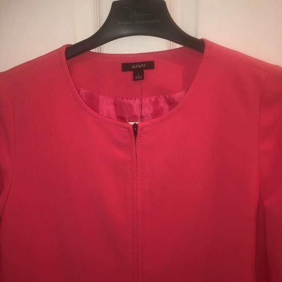 Ruffled Sleeve Jacket - Picture 3 of 5